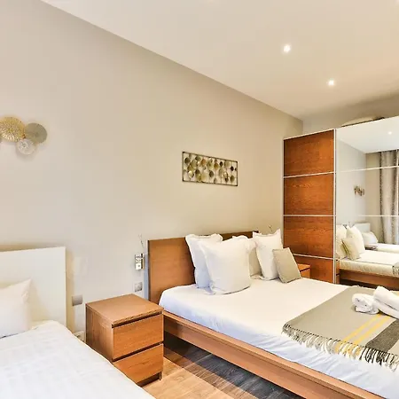 Apartment 57-luxury Parisien Sebastopol 1 *