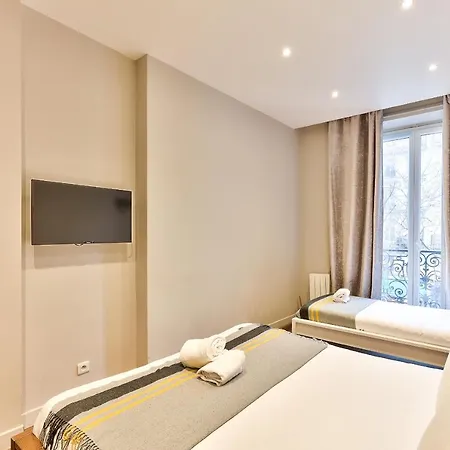 Apartment 57-luxury Parisien Sebastopol 1 Paris
