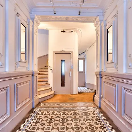 57-luxury Parisien Sebastopol 1 Apartment Paris